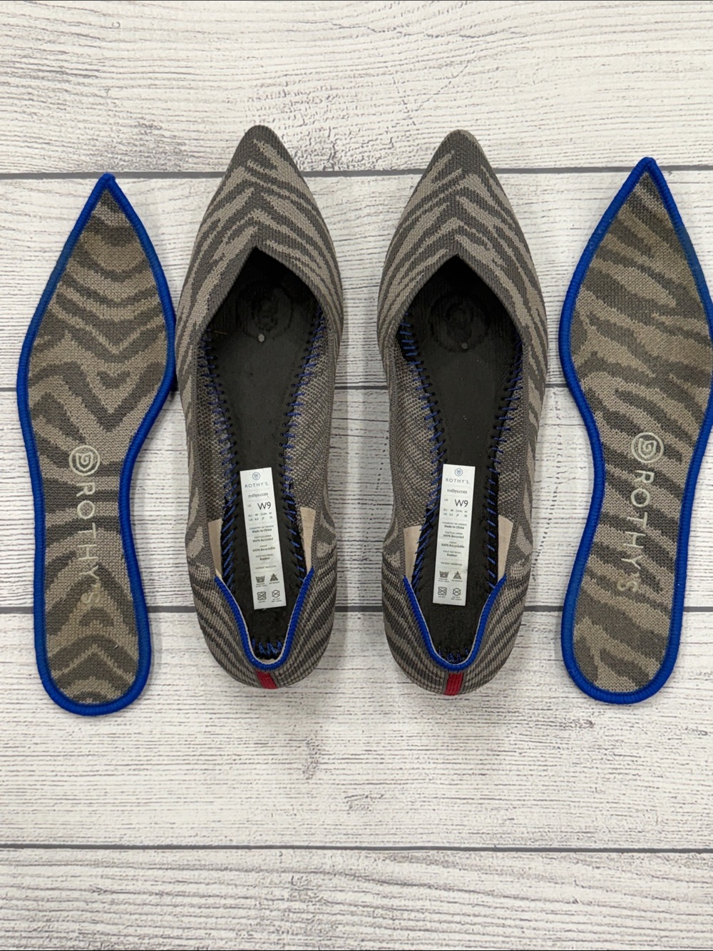 Rothy’s The Point Zebra Stripe Knit Flats Gray Blue Women’s 9 - Picture 3 of 6